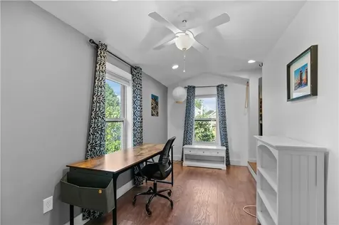 8 Johnson Court Newport RI 02840