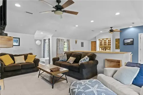 8 Johnson Court Newport RI 02840