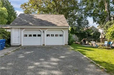 8 Johnson Court Newport RI 02840