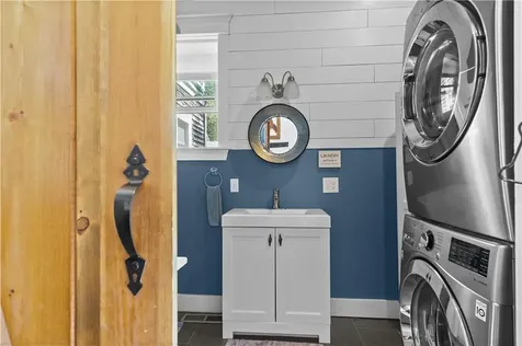 8 Johnson Court Newport RI 02840