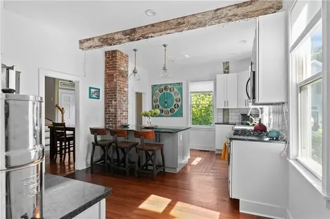 8 Johnson Court Newport RI 02840