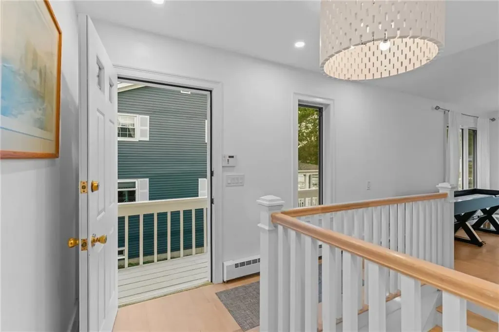 93 Riverside Drive South Kingstown RI 02879