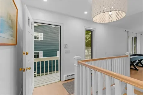 93 Riverside Drive South Kingstown RI 02879