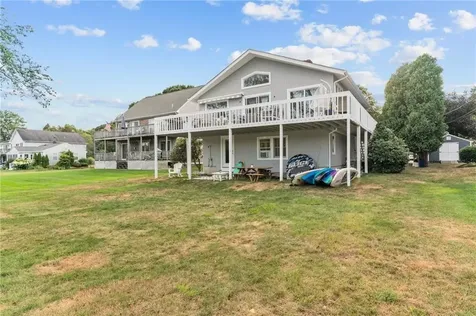 93 Riverside Drive South Kingstown RI 02879