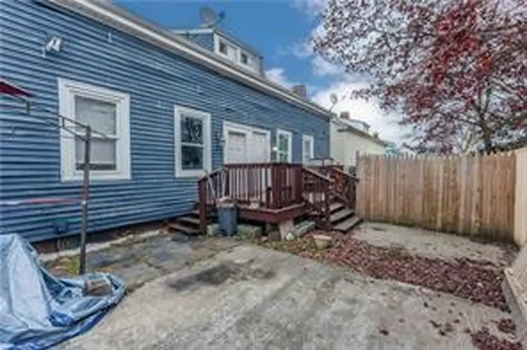 190 192 Manton Avenue Providence RI 02909