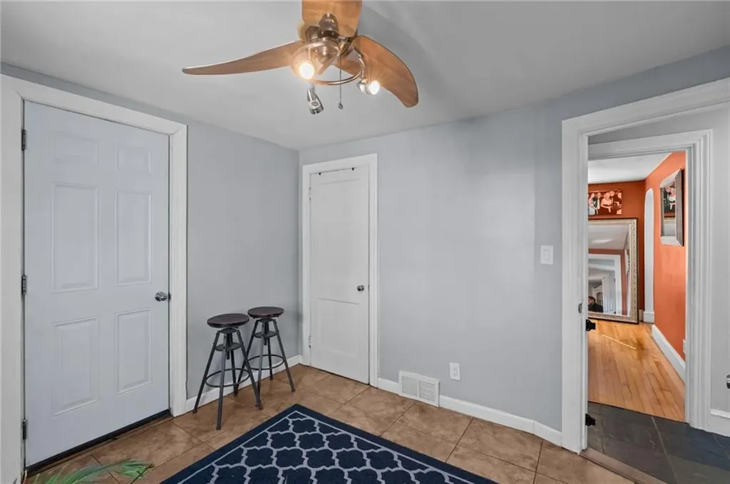 19 Annette Avenue Pawtucket RI 02861