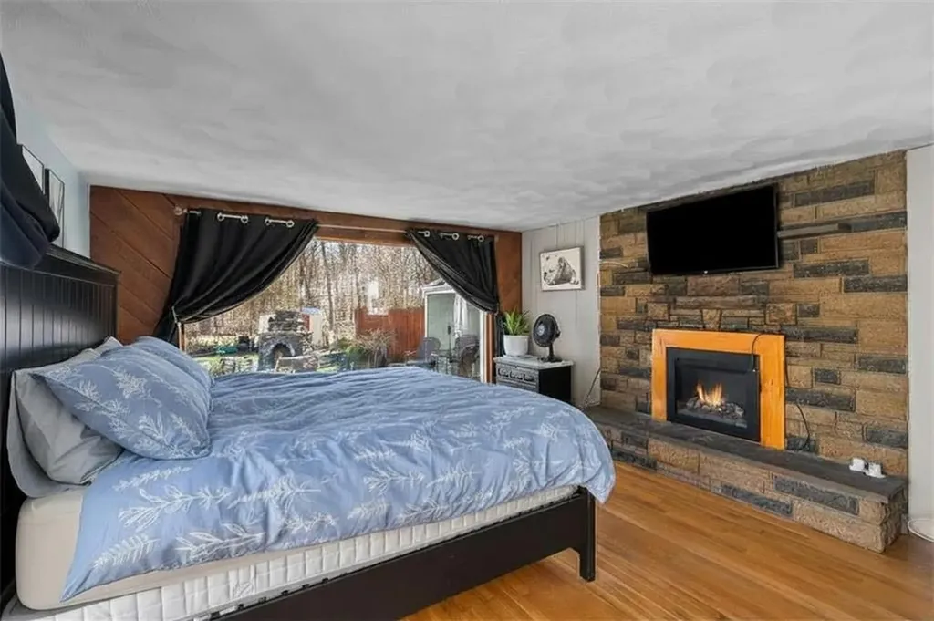 19 Annette Avenue Pawtucket RI 02861