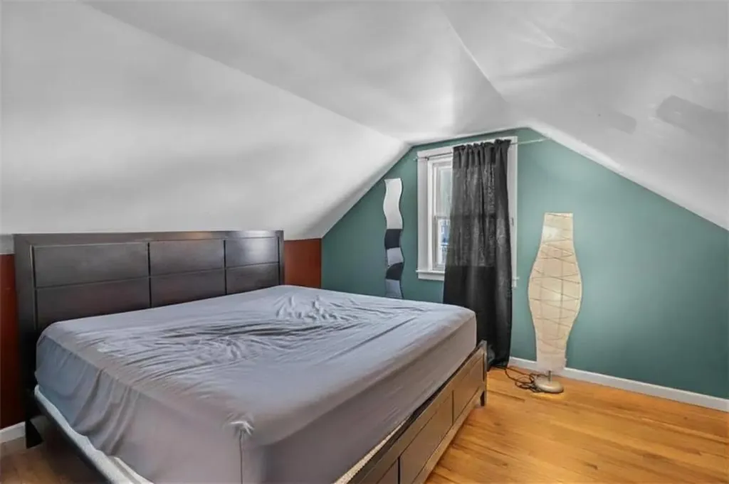 19 Annette Avenue Pawtucket RI 02861