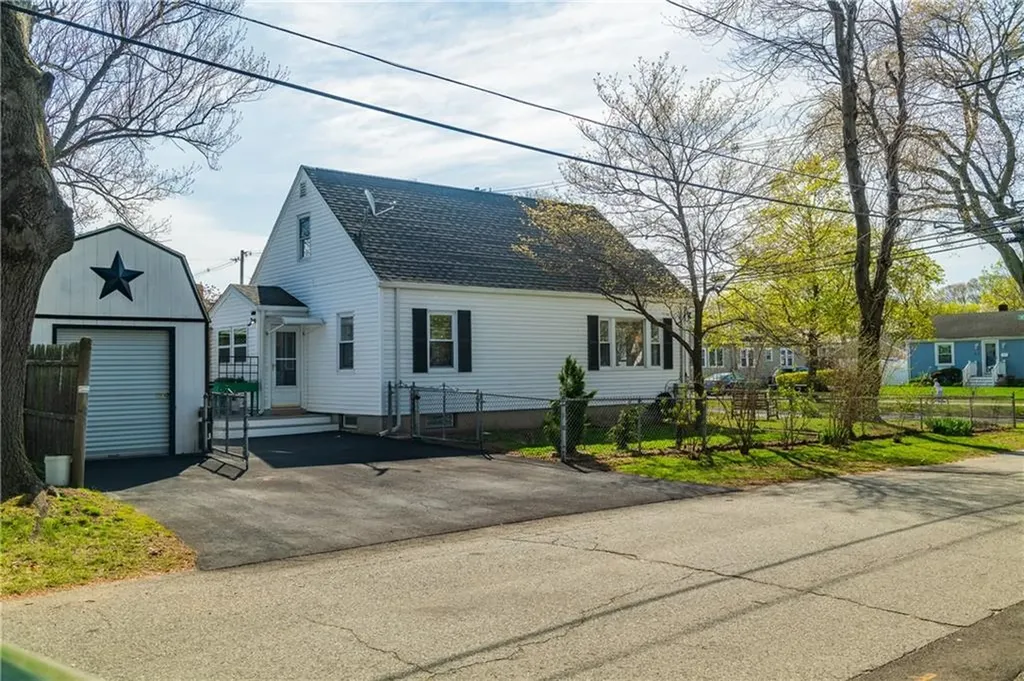 99 Dryden Boulevard Warwick RI 02888