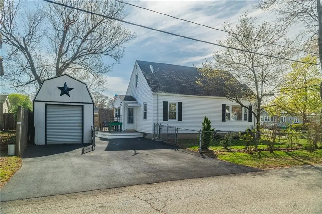 99 Dryden Boulevard Warwick RI 02888