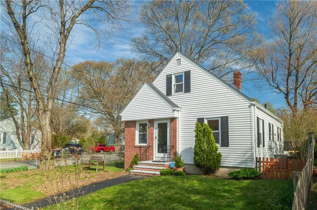 99 Dryden Boulevard Warwick RI 02888