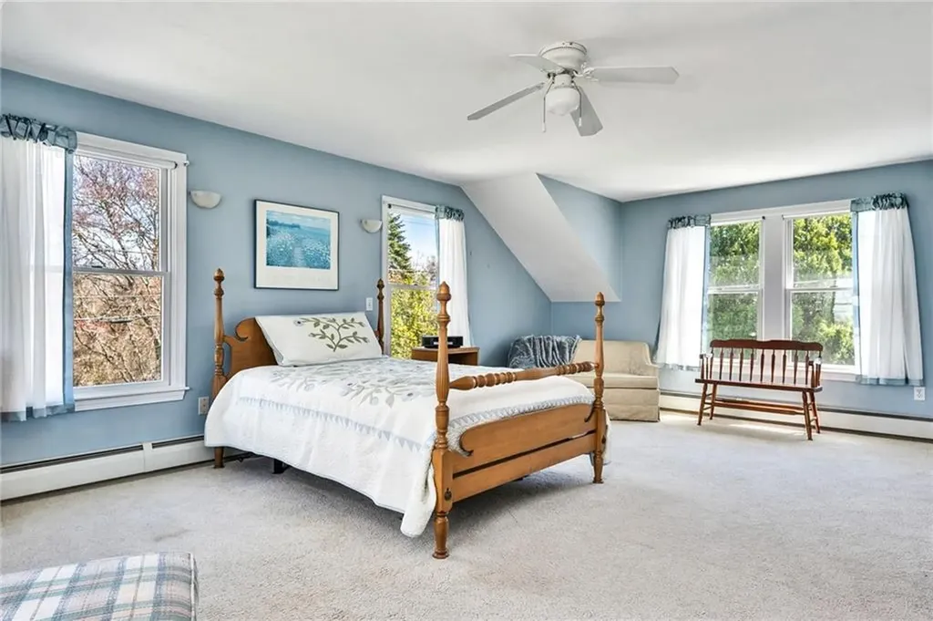 110 Houston Avenue Narragansett RI 02882