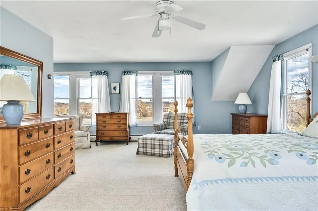 110 Houston Avenue Narragansett RI 02882