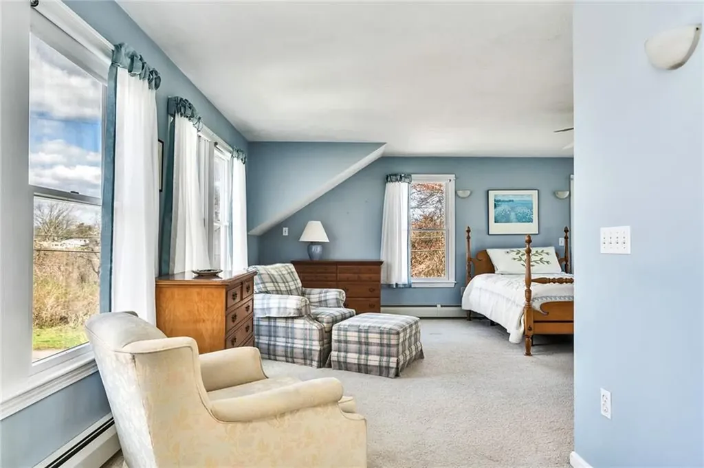 110 Houston Avenue Narragansett RI 02882