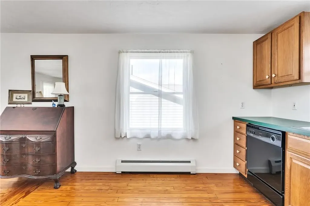 110 Houston Avenue Narragansett RI 02882