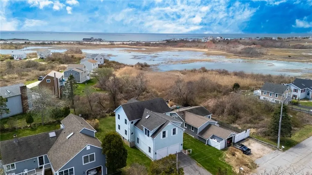 110 Houston Avenue Narragansett RI 02882