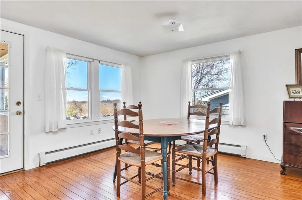 110 Houston Avenue Narragansett RI 02882