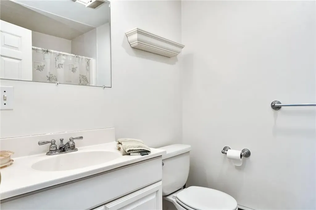 110 Houston Avenue Narragansett RI 02882