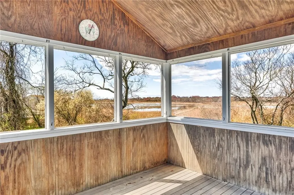 110 Houston Avenue Narragansett RI 02882