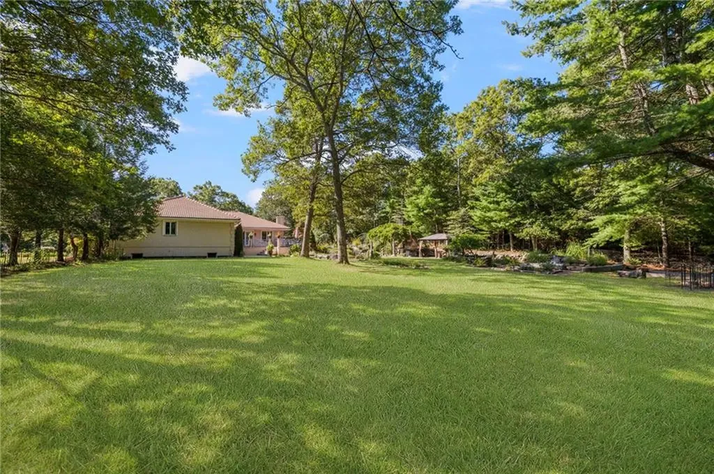 22 Brook View Drive Scituate RI 02831