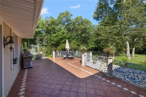 22 Brook View Drive Scituate RI 02831