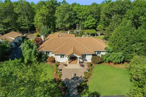 22 Brook View Drive Scituate RI 02831