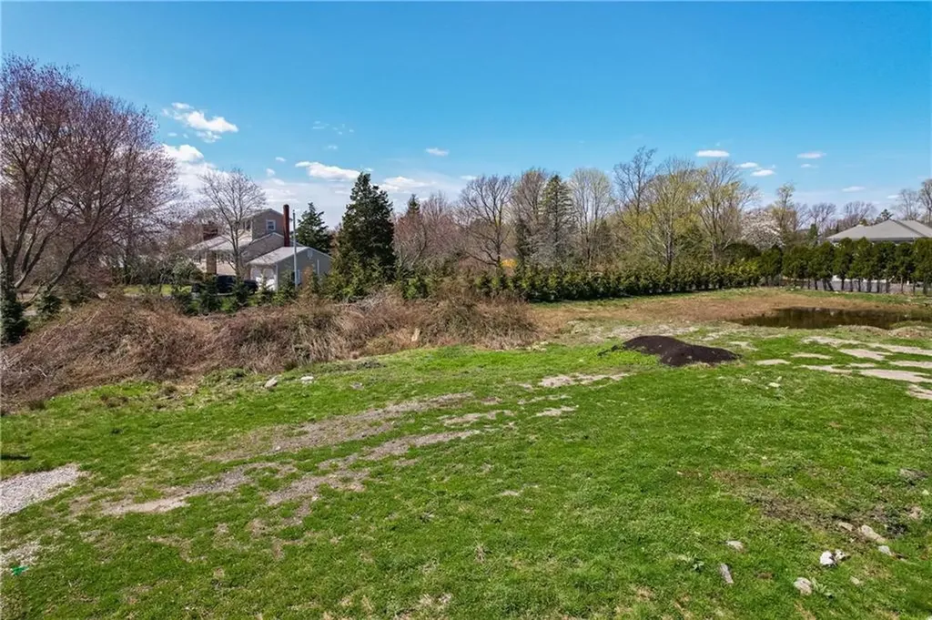 0 Ferry Road Bristol RI 02809