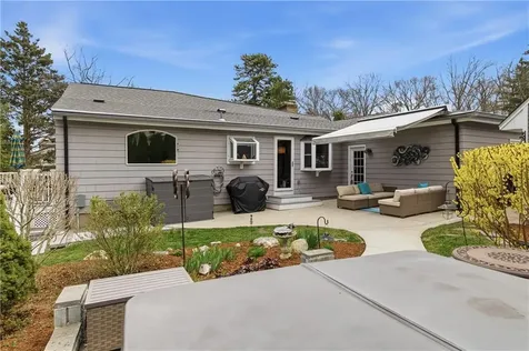 17 Morpheus Drive Cumberland RI 02864