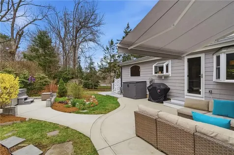 17 Morpheus Drive Cumberland RI 02864
