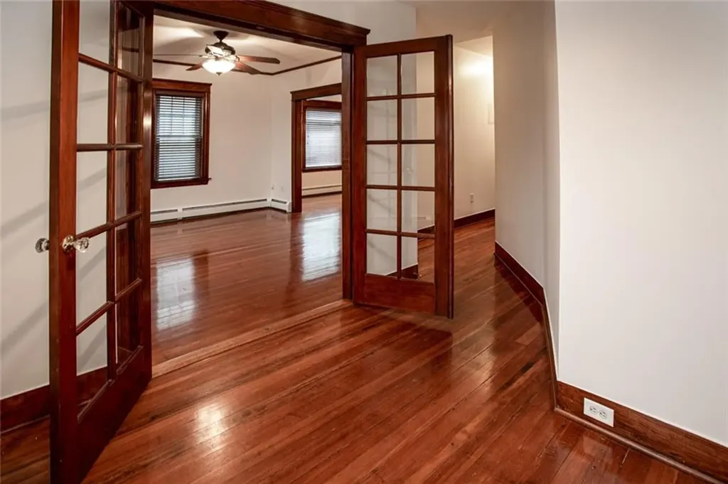 6 County Street Newport RI 02840