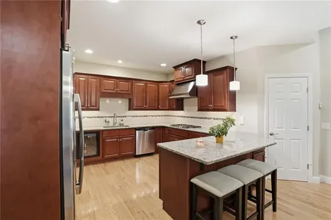9 Wheeler Lane Hopkinton RI 02832
