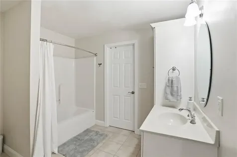 9 Wheeler Lane Hopkinton RI 02832
