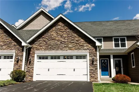 9 Wheeler Lane Hopkinton RI 02832