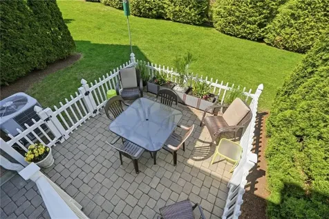 9 Wheeler Lane Hopkinton RI 02832