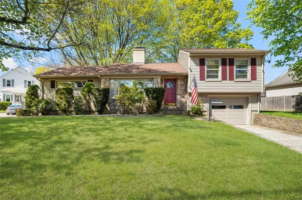 65 Randall Street Cranston RI 02920