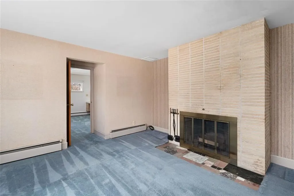65 Randall Street Cranston RI 02920