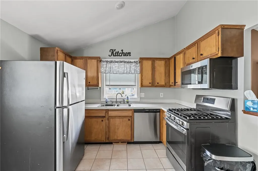 49 Martha Road East Providence RI 02916