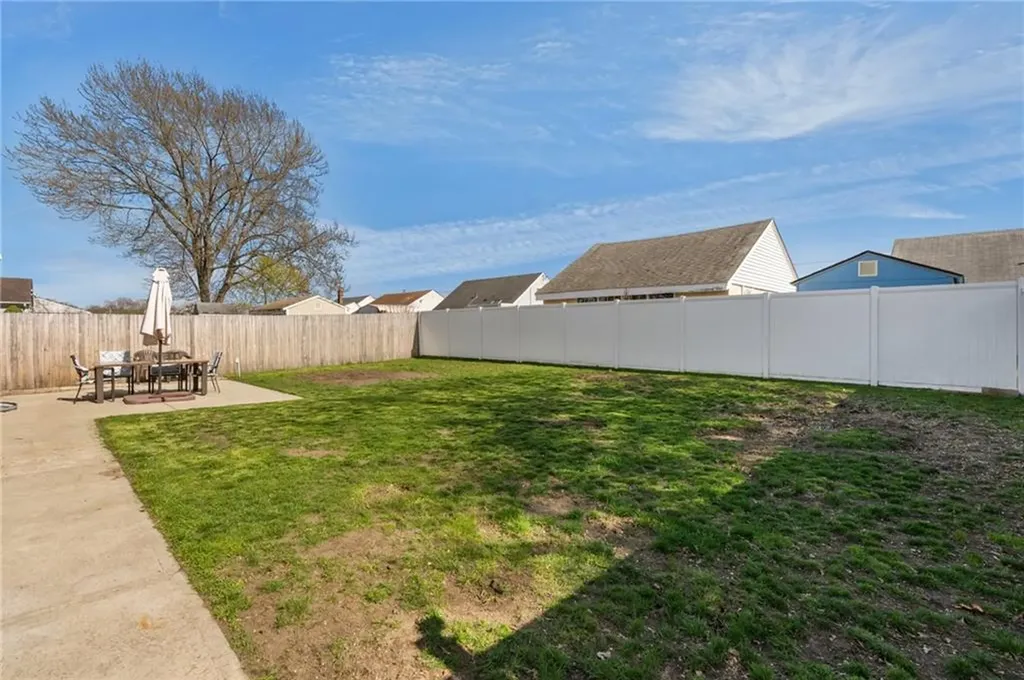 49 Martha Road East Providence RI 02916