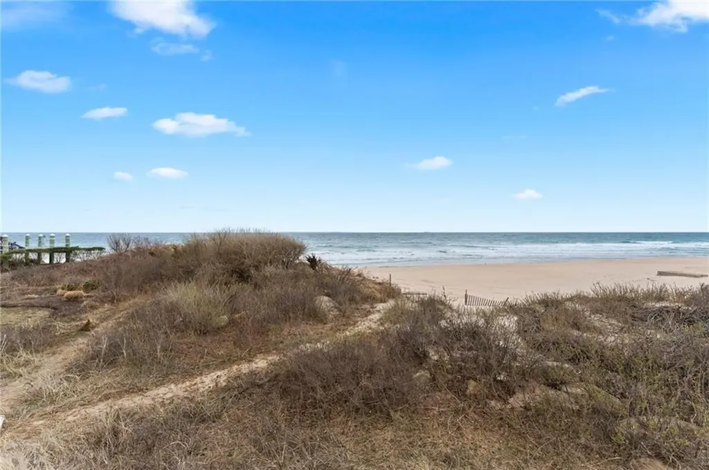 76 Green Hill Ocean Drive South Kingstown RI 02879