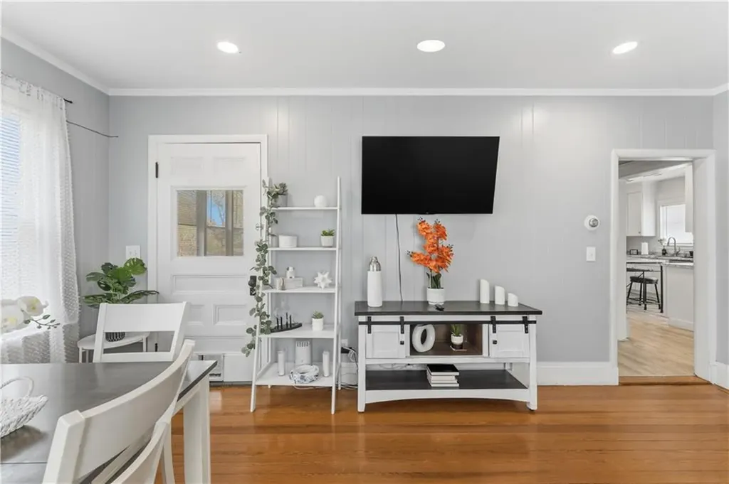 9 Youlden Avenue Cranston RI 02910