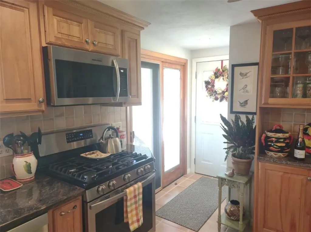 26 Potomac Road Warwick RI 02888