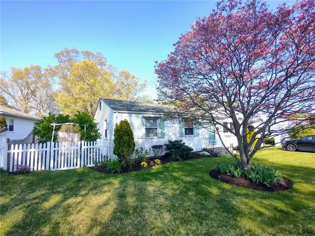 26 Potomac Road Warwick RI 02888