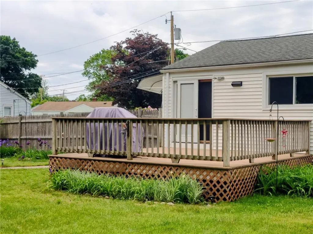 26 Potomac Road Warwick RI 02888