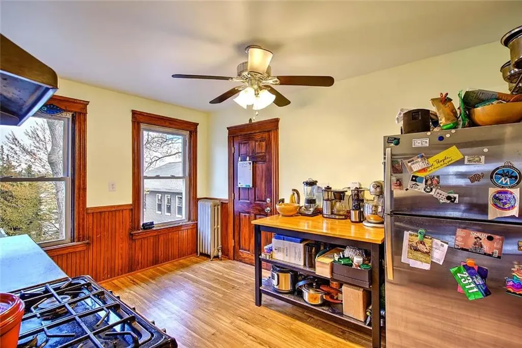 25 27 Blodgett Avenue Pawtucket RI 02860