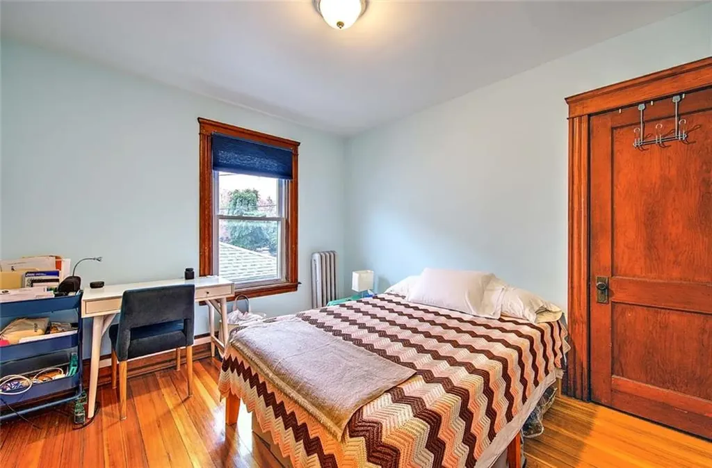 25 27 Blodgett Avenue Pawtucket RI 02860