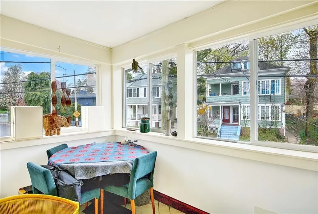 25 27 Blodgett Avenue Pawtucket RI 02860