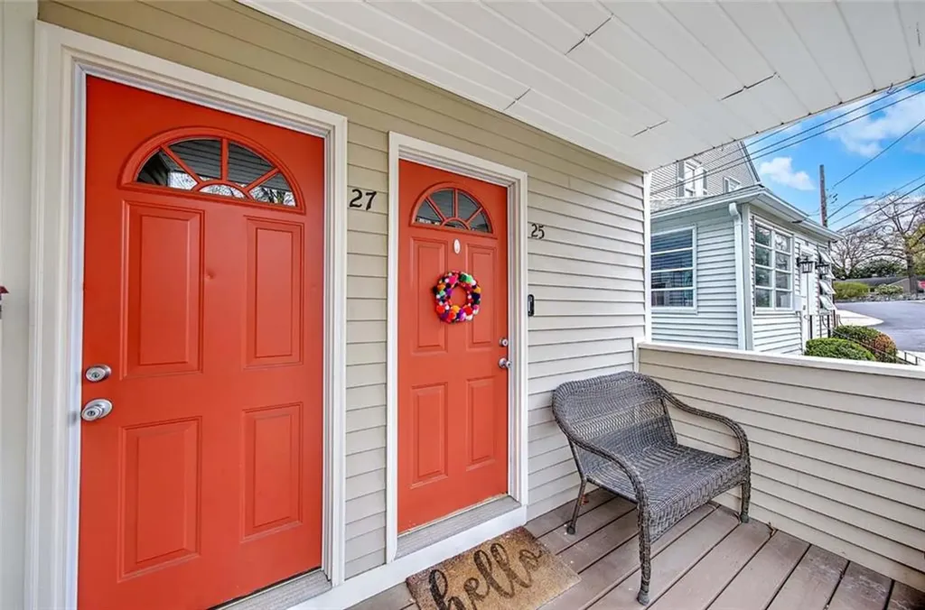 25 27 Blodgett Avenue Pawtucket RI 02860