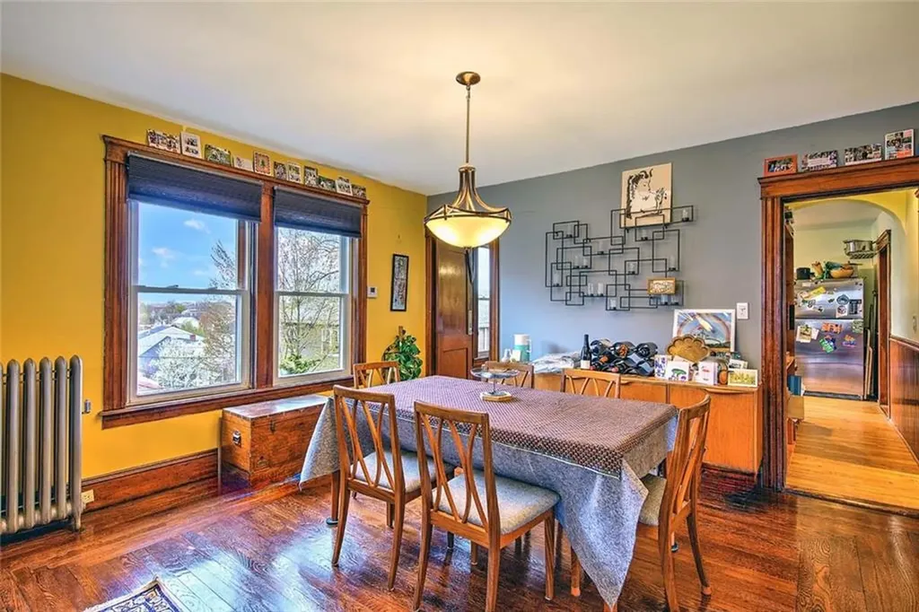 25 27 Blodgett Avenue Pawtucket RI 02860