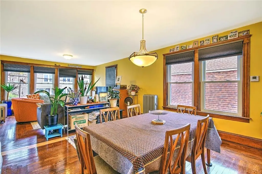 25 27 Blodgett Avenue Pawtucket RI 02860