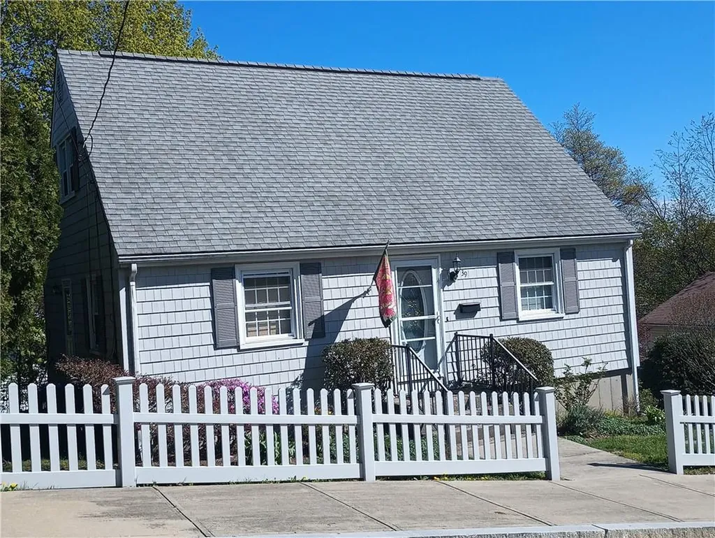 39 Horace Street Providence RI 02909